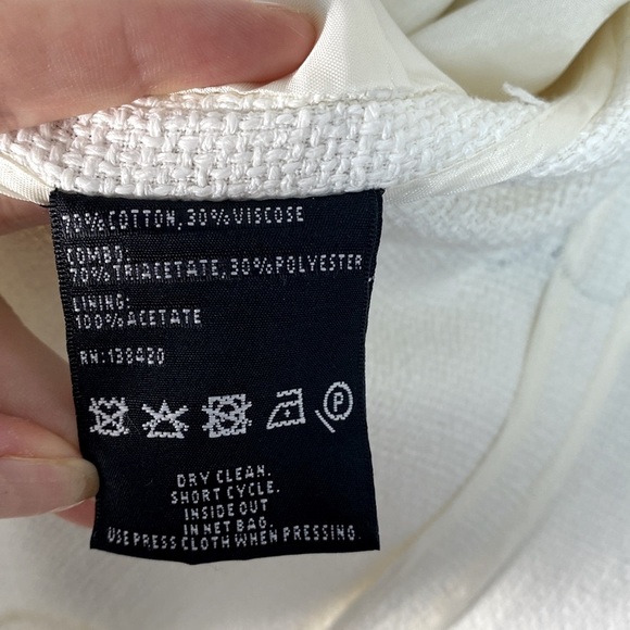 Carlisle Elegant White Tweed Jacket with black floral detailing size 18 - Picture 11 of 12